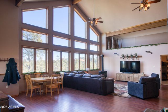 3651 Zane Grey Trail, Overgaard, AZ 85933