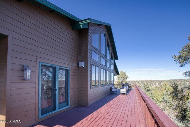 3651 Zane Grey Trail, Overgaard, AZ 85933