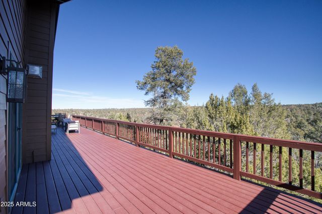 3651 Zane Grey Trail, Overgaard, AZ 85933