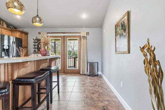 290 Twin Rivers Circle, Bronston, KY 42518