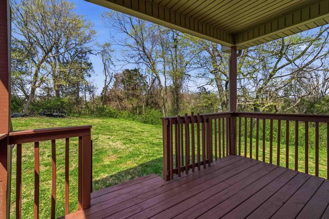 290 Twin Rivers Circle, Bronston, KY 42518