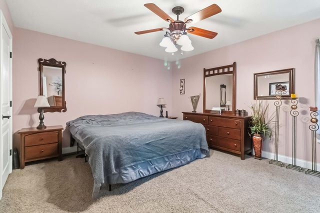 290 Twin Rivers Circle, Bronston, KY 42518