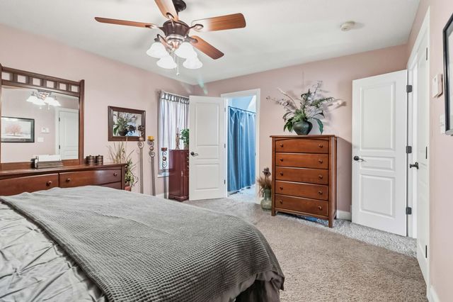 290 Twin Rivers Circle, Bronston, KY 42518