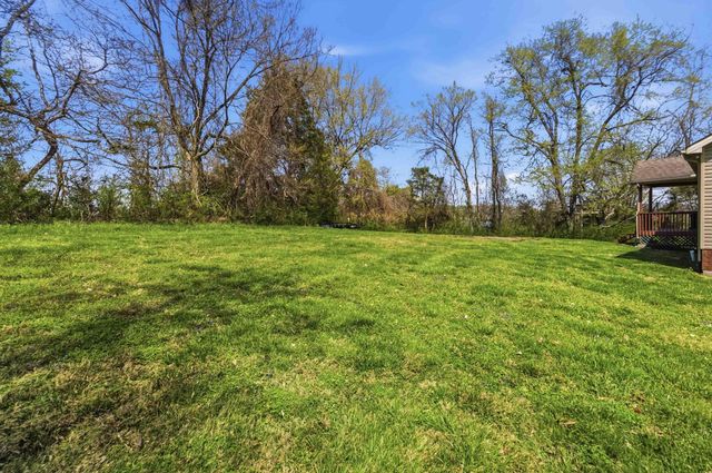290 Twin Rivers Circle, Bronston, KY 42518