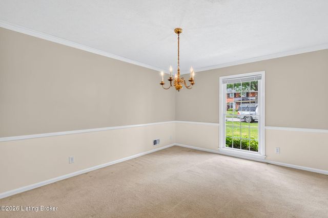 9110 Tiverton Way, Louisville, KY 40242