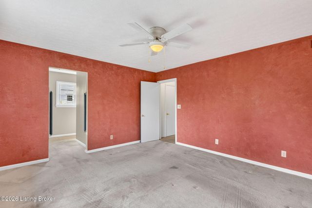 9110 Tiverton Way, Louisville, KY 40242