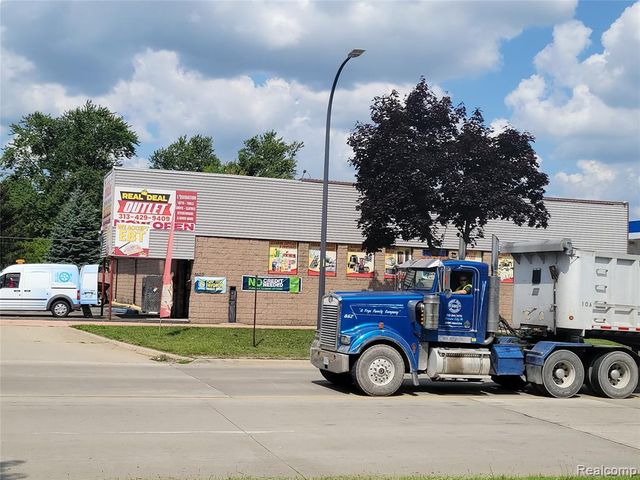 4650 S Beech Daly Street, Dearborn Heights, MI 48125