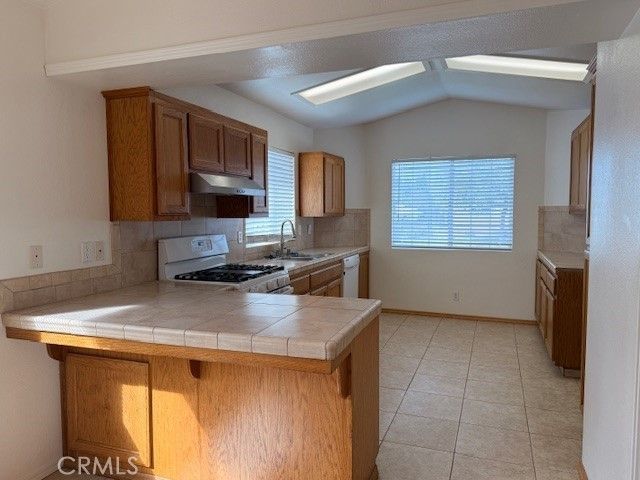 518 5th, Santa Maria, CA 93458