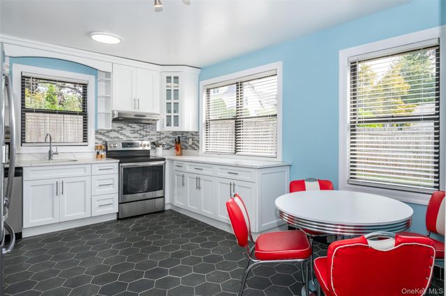 887 Webster Avenue, New Rochelle, NY 10804