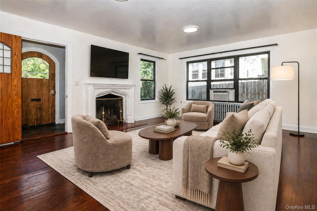 887 Webster Avenue, New Rochelle, NY 10804 — photo 2
