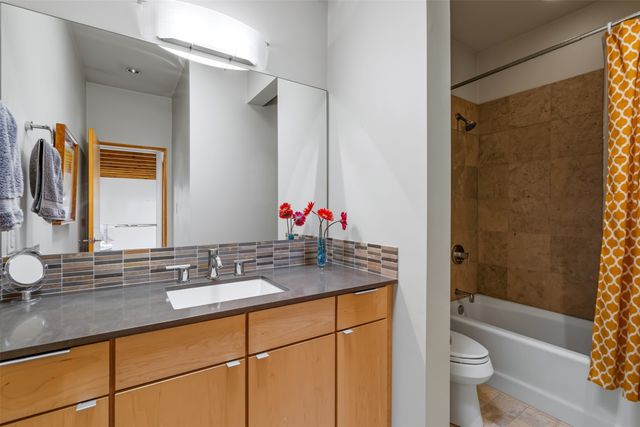 927 Alto Street B, Santa Fe, NM 87501