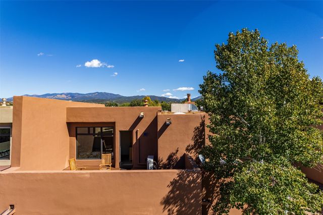 927 Alto Street B, Santa Fe, NM 87501