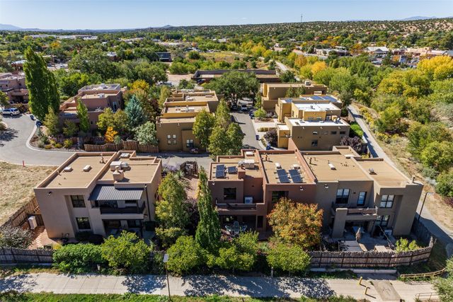 927 Alto Street B, Santa Fe, NM 87501