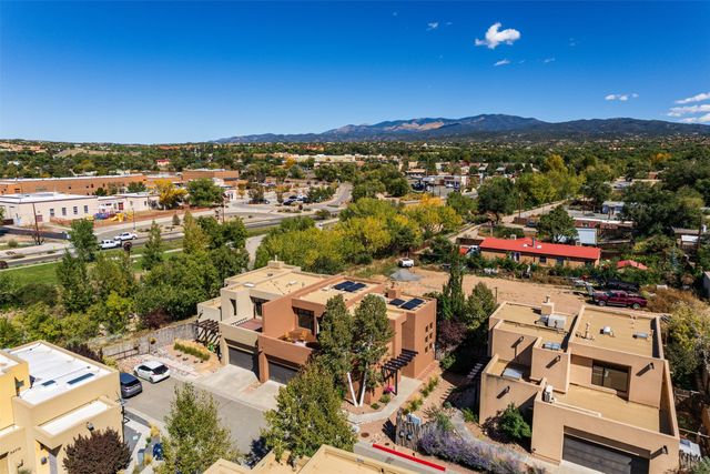 927 Alto Street B, Santa Fe, NM 87501