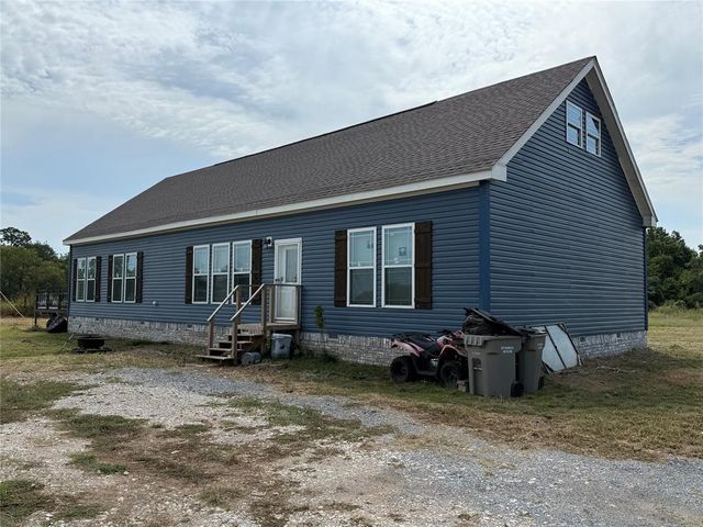 43289 Garretts Lake Road, Shawnee, OK 74804