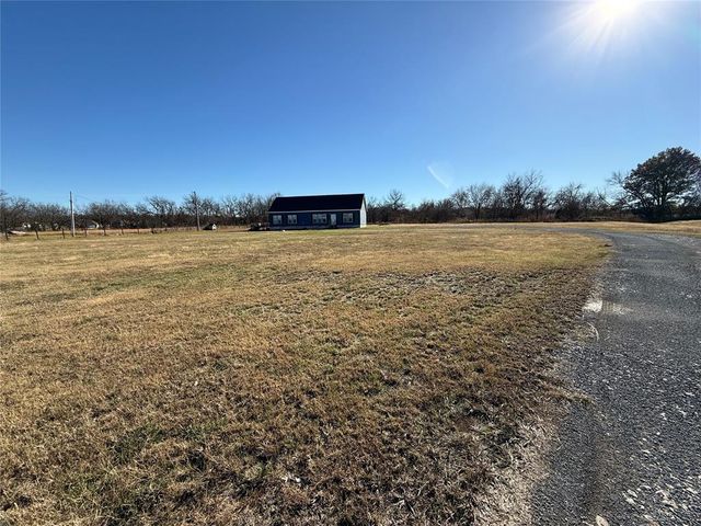 43289 Garretts Lake Road, Shawnee, OK 74804