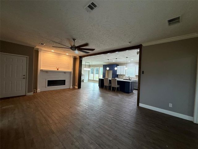 43289 Garretts Lake Road, Shawnee, OK 74804