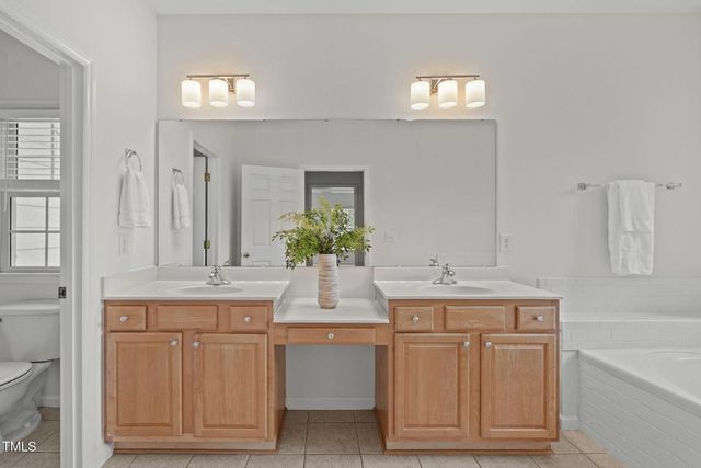 907 Grogans Mill Drive, Cary, NC 27519