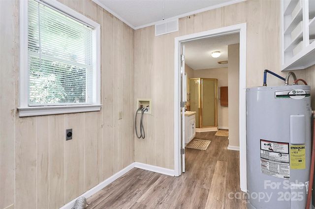215 S King Street, Gastonia, NC 28052