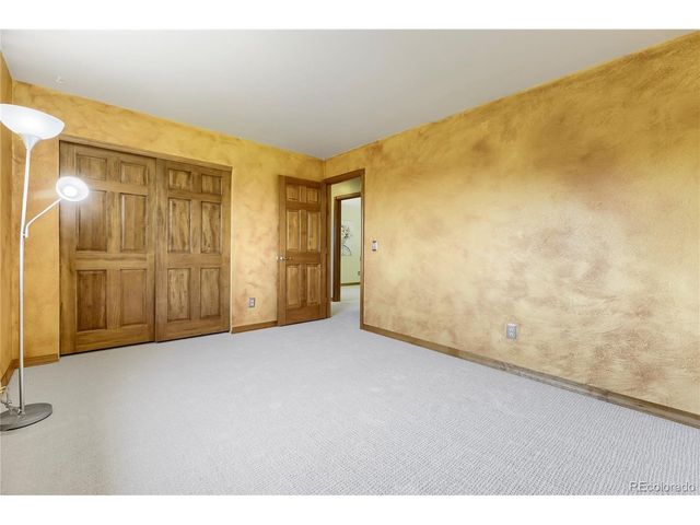 6816 Hillpark Ave, Parker, CO 80134