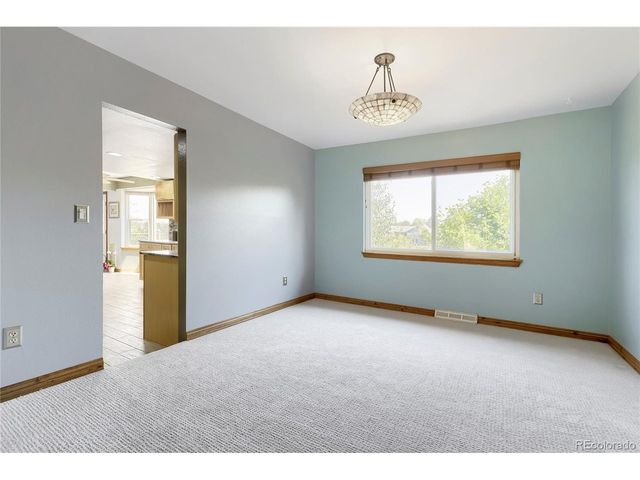 6816 Hillpark Ave, Parker, CO 80134