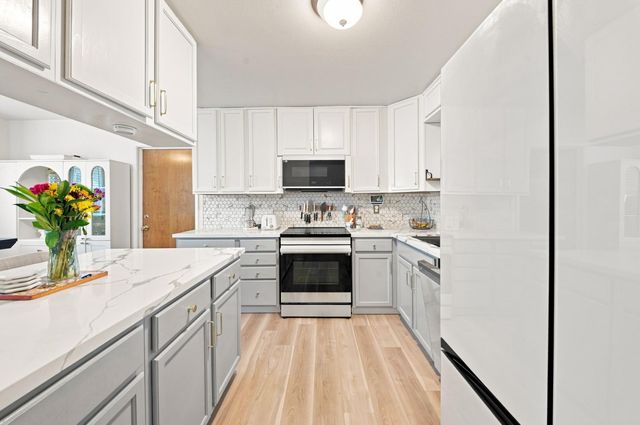 2736 Magnolia St, Ceres, CA 95307