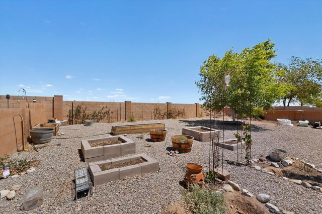 309 Soothing Meadows Drive NE, Rio Rancho, NM 87144