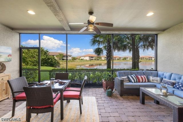 9684 Montelanico LOOP 102, Naples, FL 34119