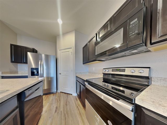 871 Bunton Reserve BLVD, Kyle, TX 78640