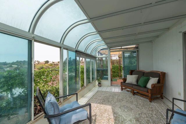 730 Lonsdale Ln, Vista, CA 92084