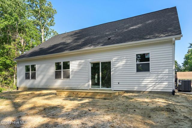 205 Doral Drive, Hampstead, NC 28443