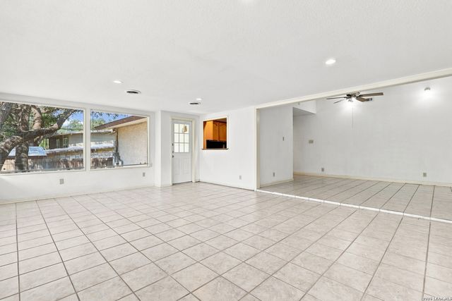 2902 Old Ranch Rd, San Antonio, TX 78217