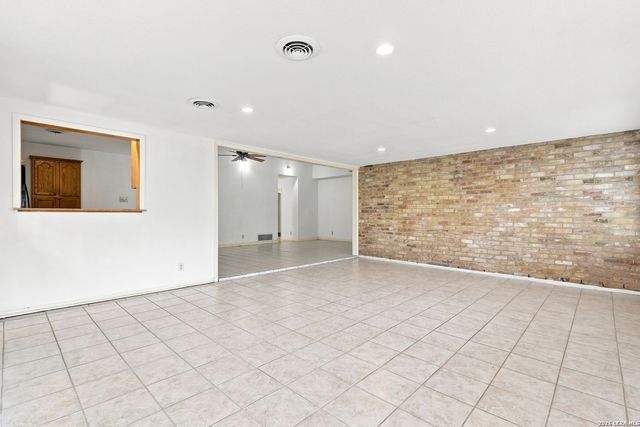 2902 Old Ranch Rd, San Antonio, TX 78217