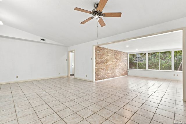 2902 Old Ranch Rd, San Antonio, TX 78217