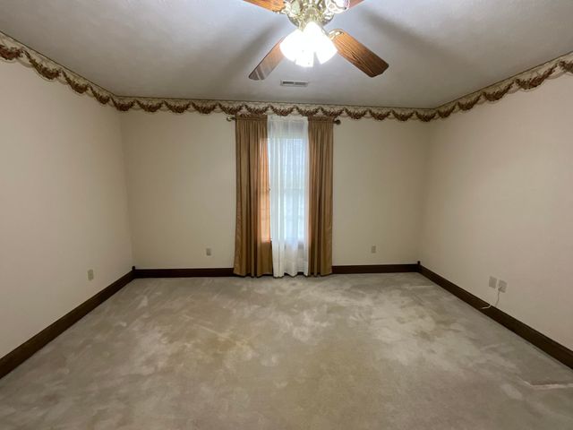 2031 Pond Meadow Road, Somerset, KY 42503