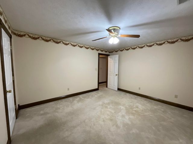 2031 Pond Meadow Road, Somerset, KY 42503