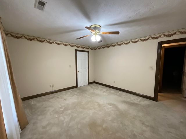 2031 Pond Meadow Road, Somerset, KY 42503