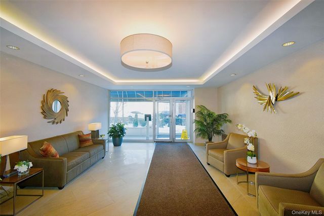 1296 Midland Avenue 5G, Yonkers, NY 10704