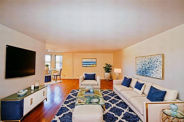 1296 Midland Avenue 5G, Yonkers, NY 10704