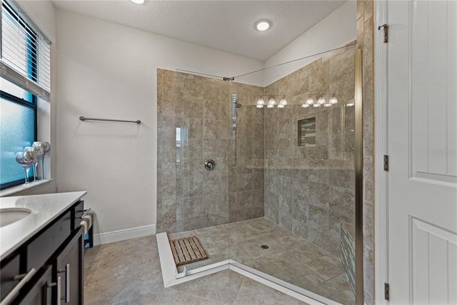 34155 EVERGREEN HILL COURT, Wesley Chapel, FL 33545