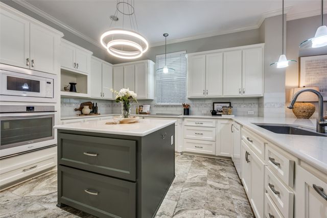 4909 Bosque Court, Flower Mound, TX 75028