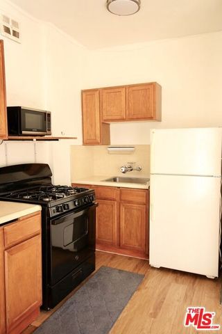 2121 James M Wood Boulevard 310, Los Angeles, CA 90006