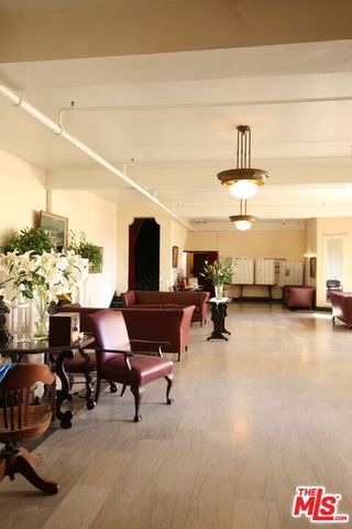 2121 James M Wood Boulevard 310, Los Angeles, CA 90006