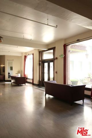 2121 James M Wood Boulevard 310, Los Angeles, CA 90006