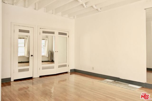 2121 James M Wood Boulevard 310, Los Angeles, CA 90006