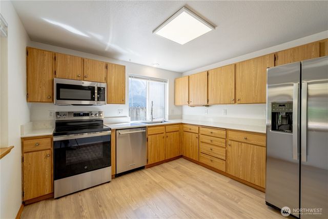 6419 163rd Street Ct E, Puyallup, WA 98375