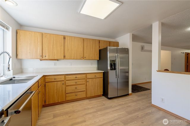 6419 163rd Street Ct E, Puyallup, WA 98375