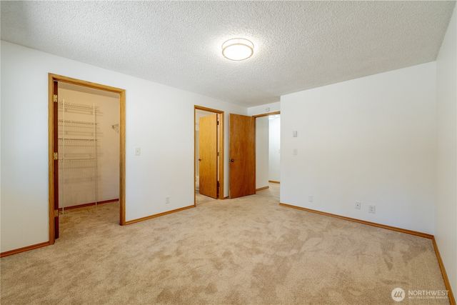 6419 163rd Street Ct E, Puyallup, WA 98375