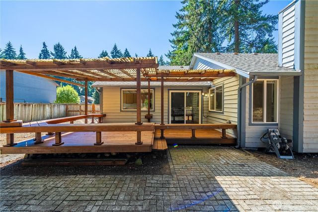6419 163rd Street Ct E, Puyallup, WA 98375