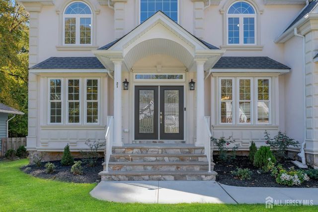 21 King Street, Edison, NJ 08820
